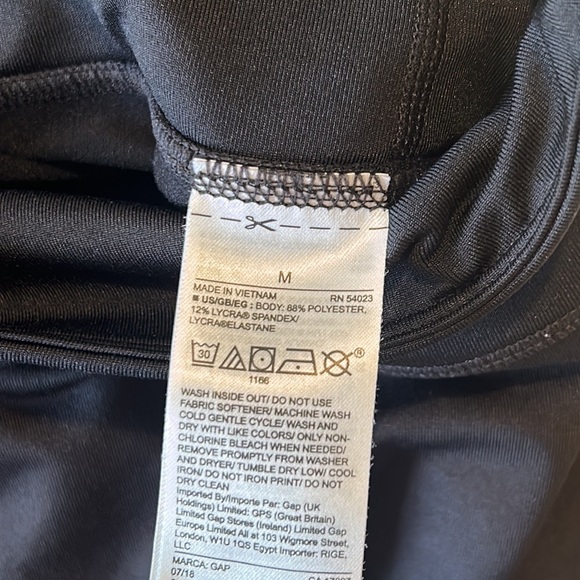 Gap Fit Women’s Black Leggings With White Patterns Size Medium - Picture 5 of 5